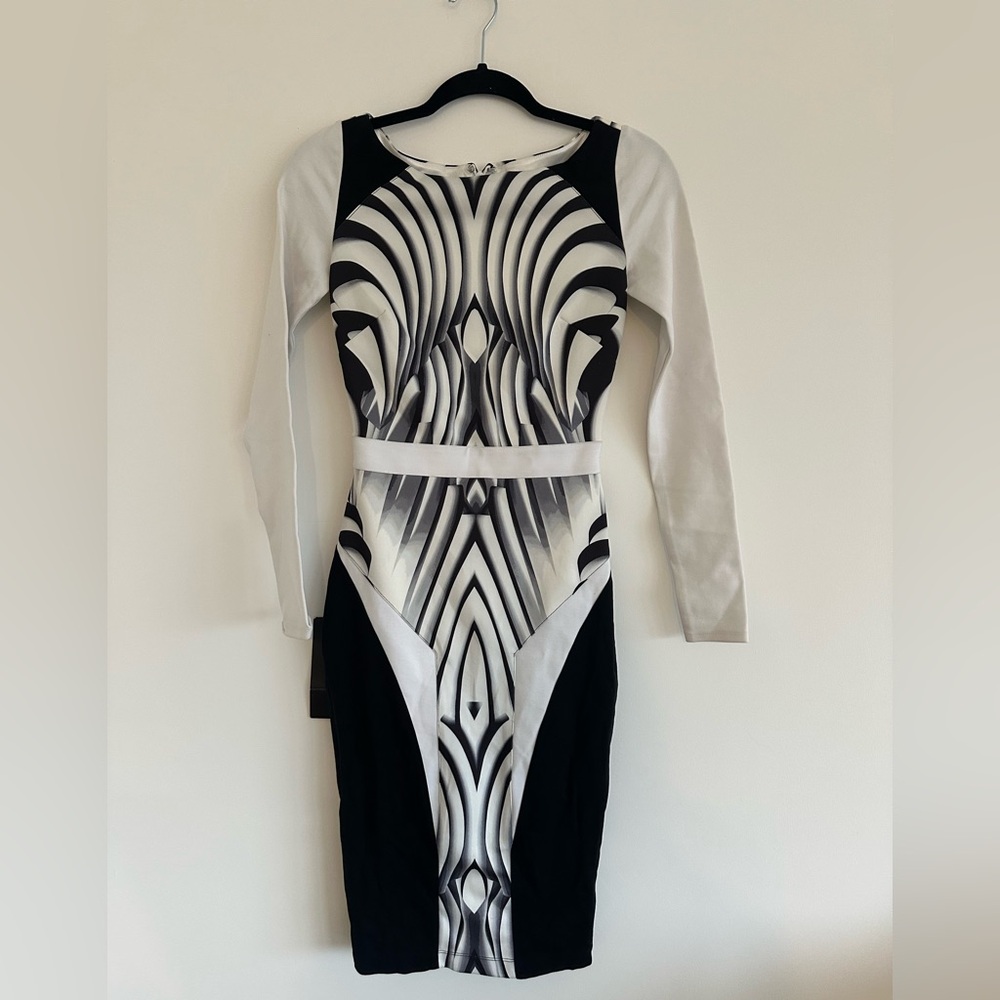 Elegant Black and White Patterned Dress